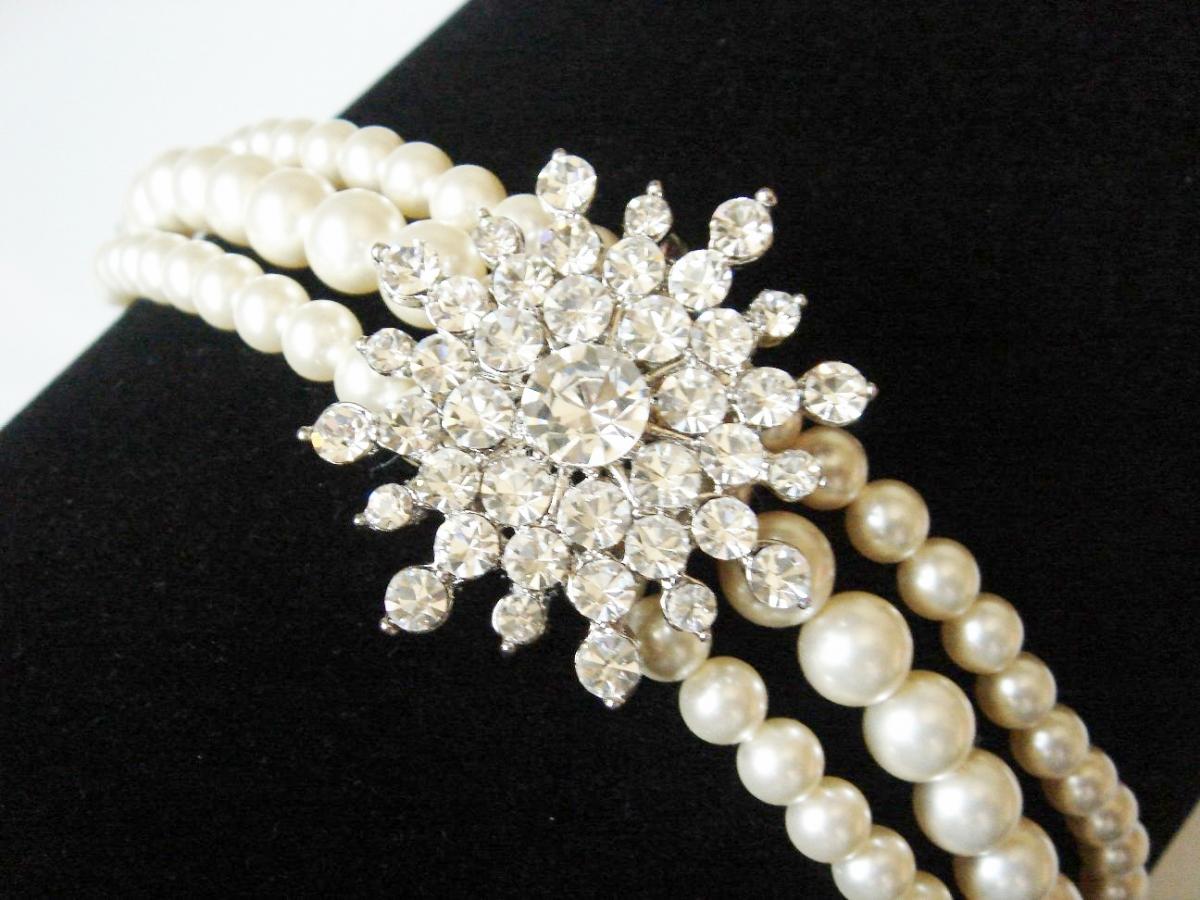 Lorelei Glamour Statement Pearl Snowflake Bridal Bracelet