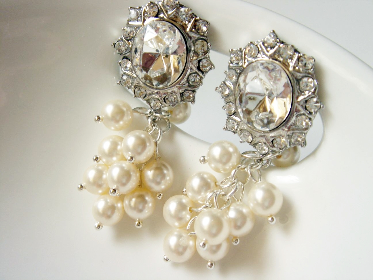 Bridal Pearl Cluster Large Statement Clip On Earrings on Luulla